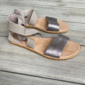 Women’s Sorel Ella Sandal size 9